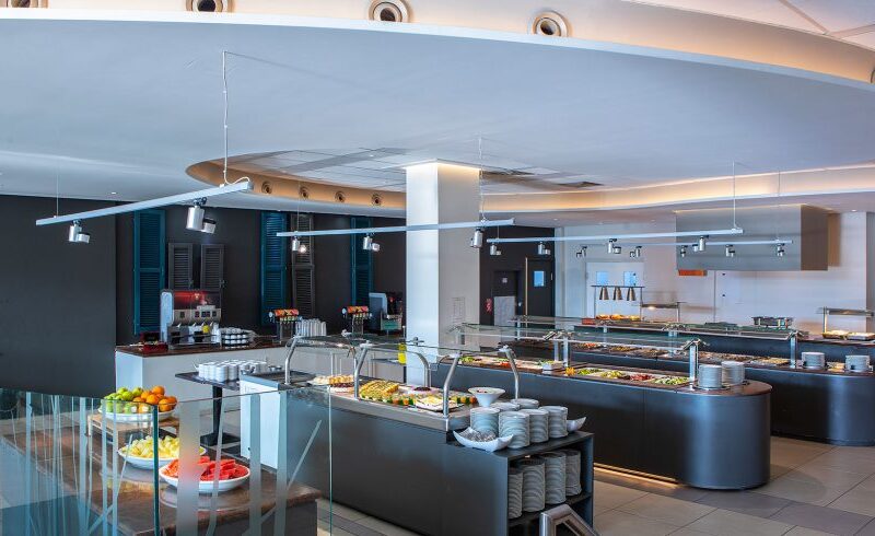 Mayfair Hotel & Gardens